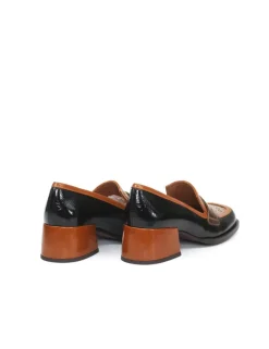 SCARPA CON TACCO BROCHI