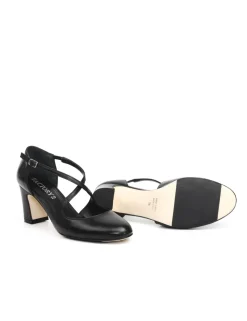 SCARPA CON TACCO EN801