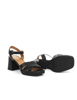 SCARPA CON TACCO LI103