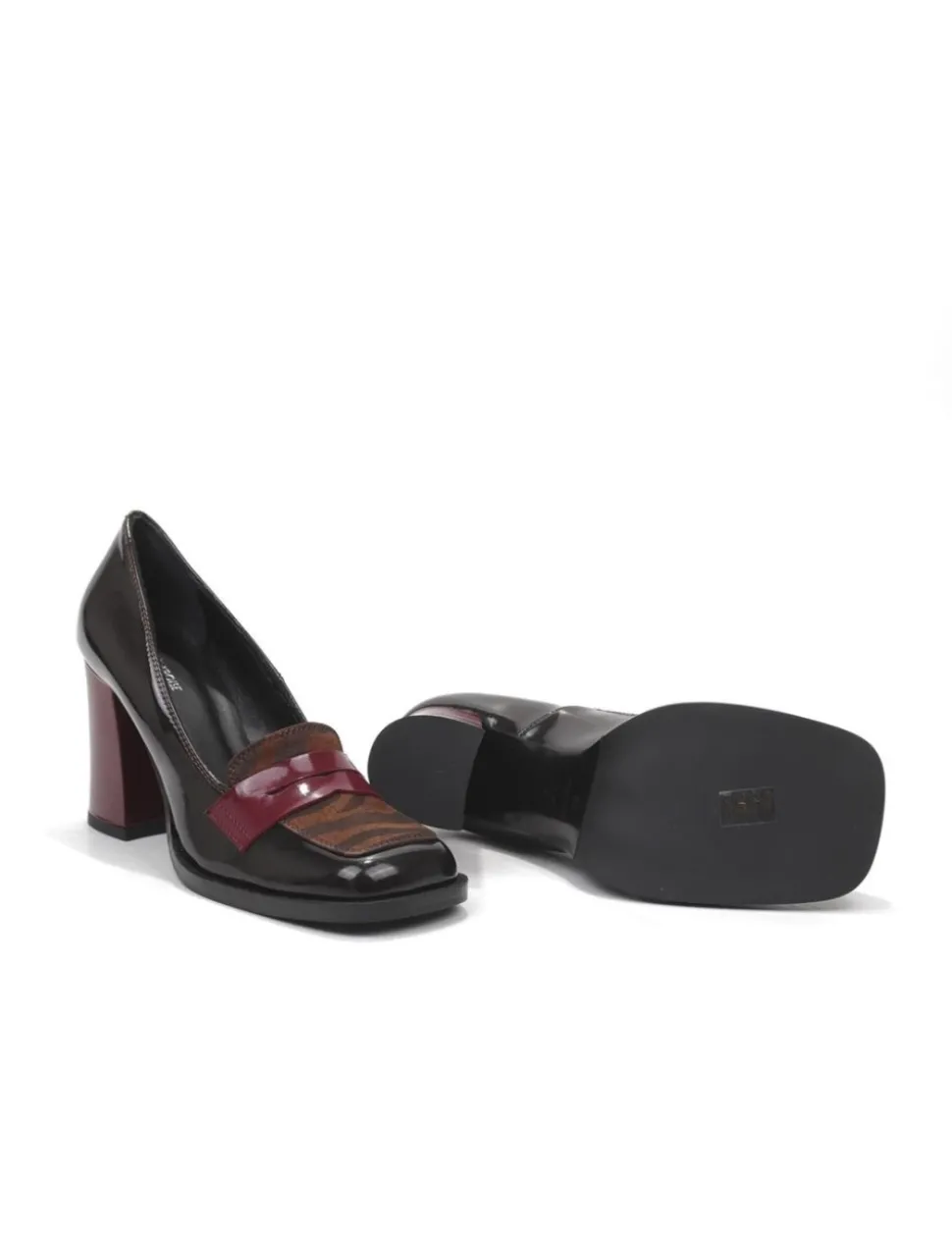 SCARPA CON TACCO MT-235