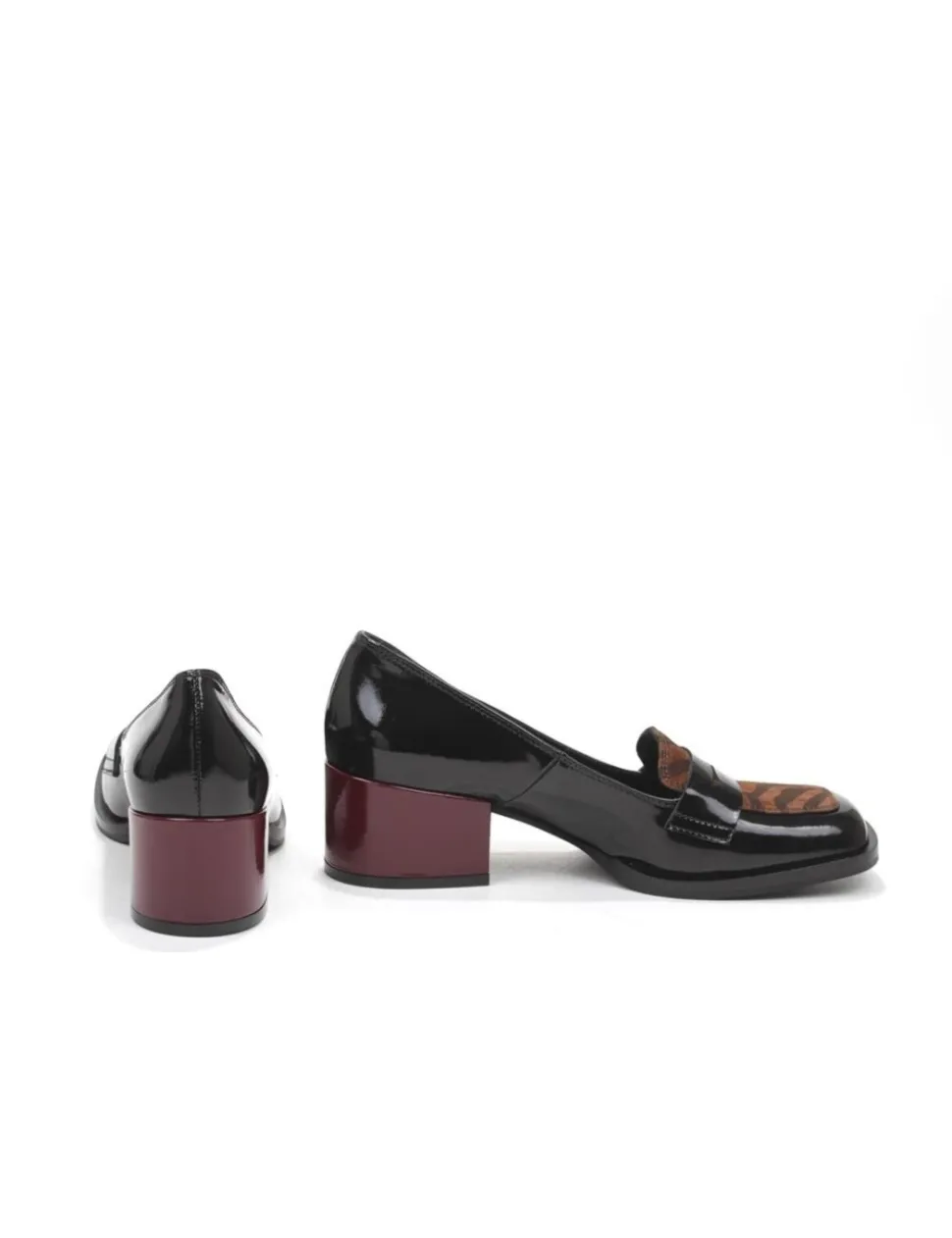 SCARPA CON TACCO MT-235