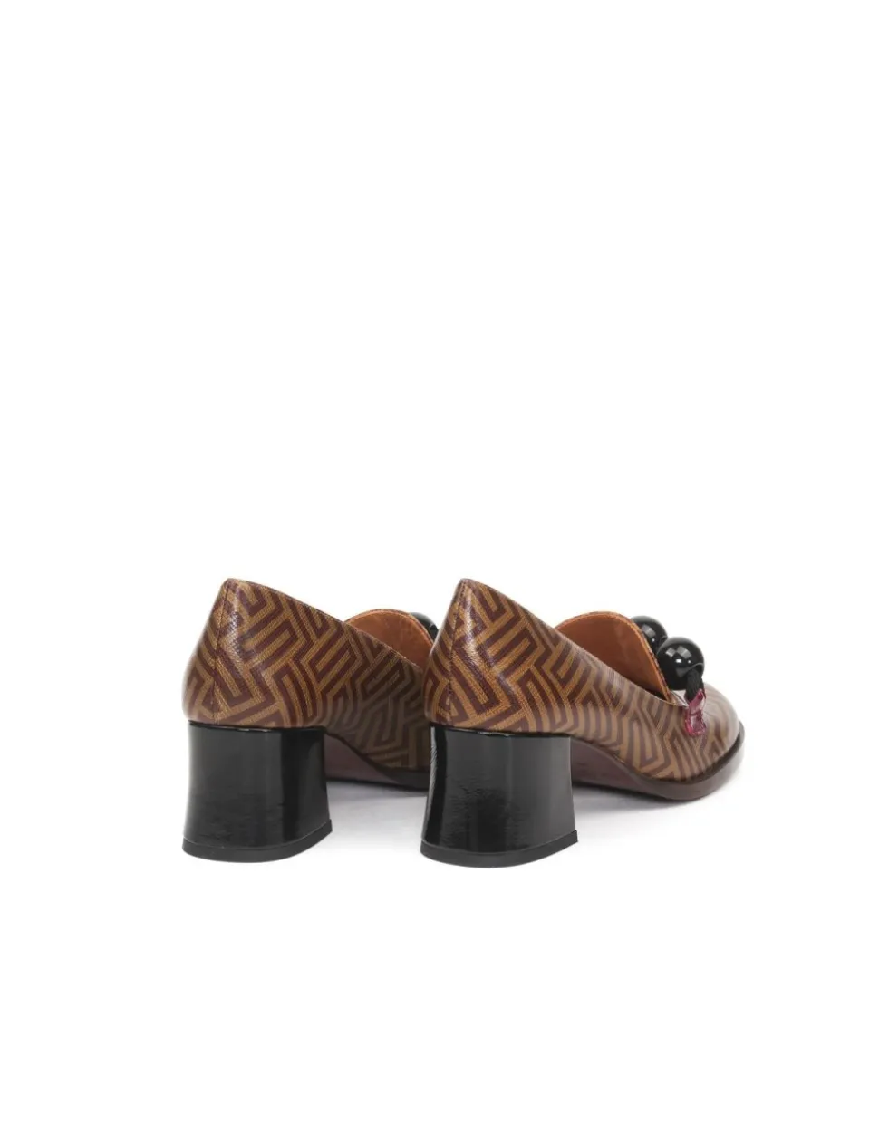 SCARPA CON TACCO TAMARU