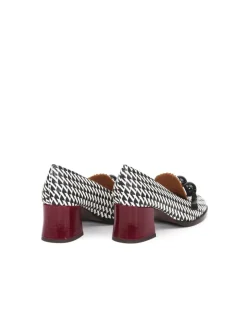 SCARPA CON TACCO TAMARU